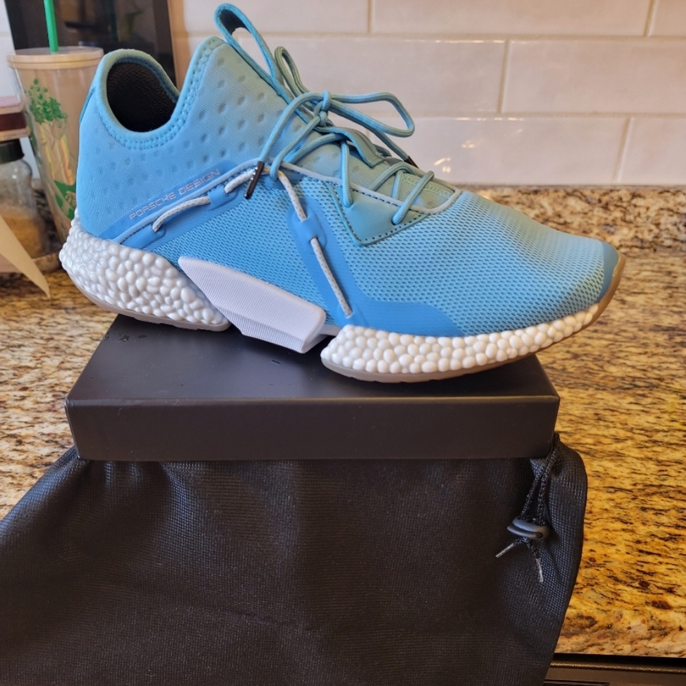 Men Shoes - Picture 2 of 8